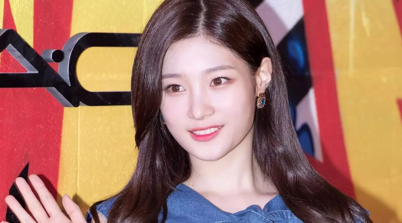 韩国最近很火的饰品,今年最火的高端饰品