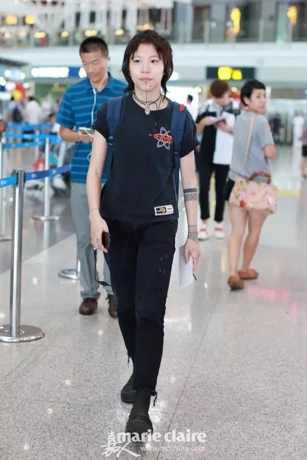 杨幂同款小丑长t恤,杨幂同款t恤阿迪达斯