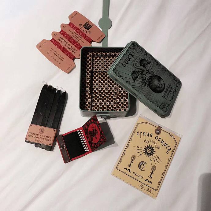 李宇春：Gucci 秀场可不只我一个「中国娃娃」｜时装周