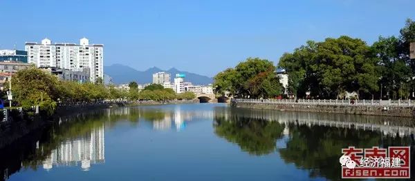 福建经济频道今日回放,福建省2017经济报告