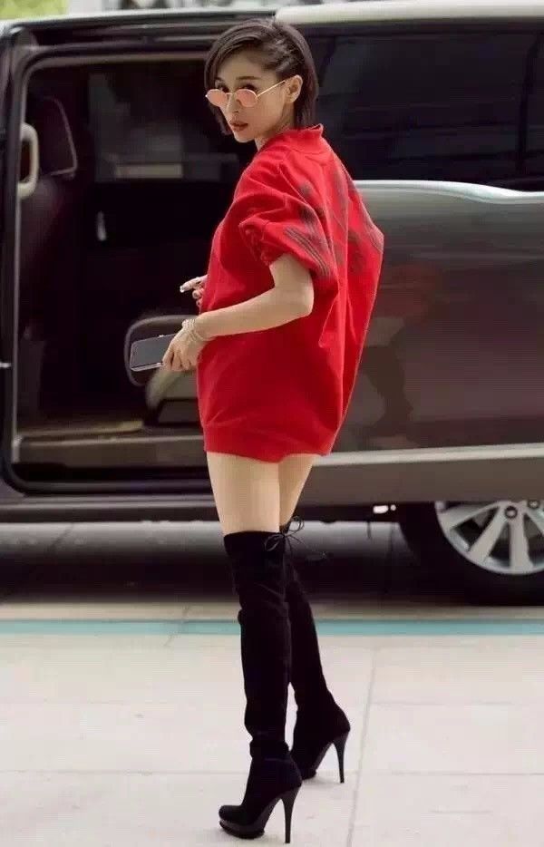 杨幂宋佳同款外套,杨幂倪妮撞衫完整版