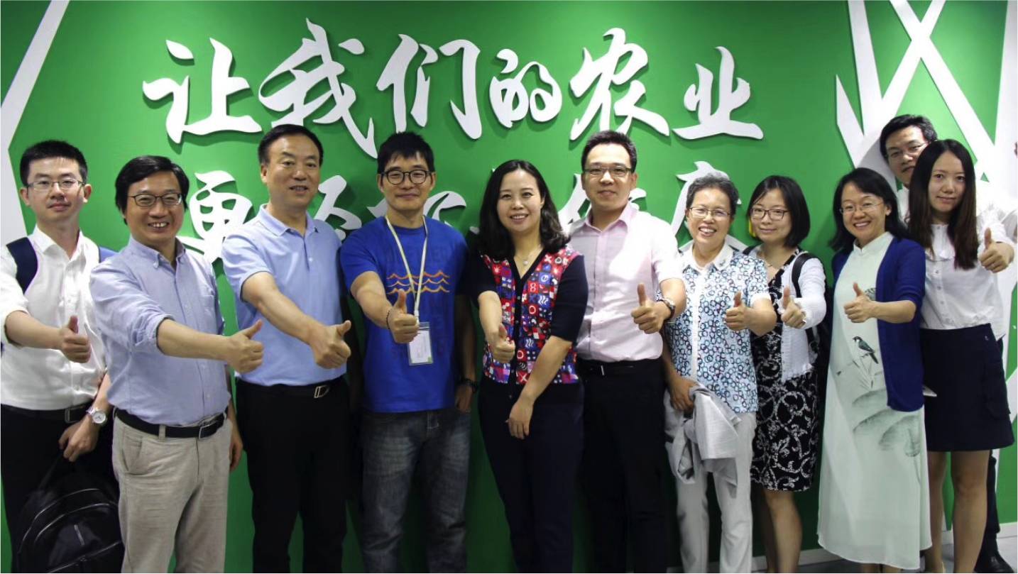 瀹嬪皬鑿滅嫭瑙掑吔瑙嗛,瀹嬪皬鑿滄槸鏉窞鐙鍏藉叕鍙稿悧