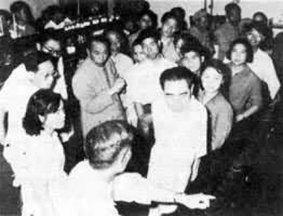 “我是爱南开的”：周恩来与南开系列学校的不解之缘