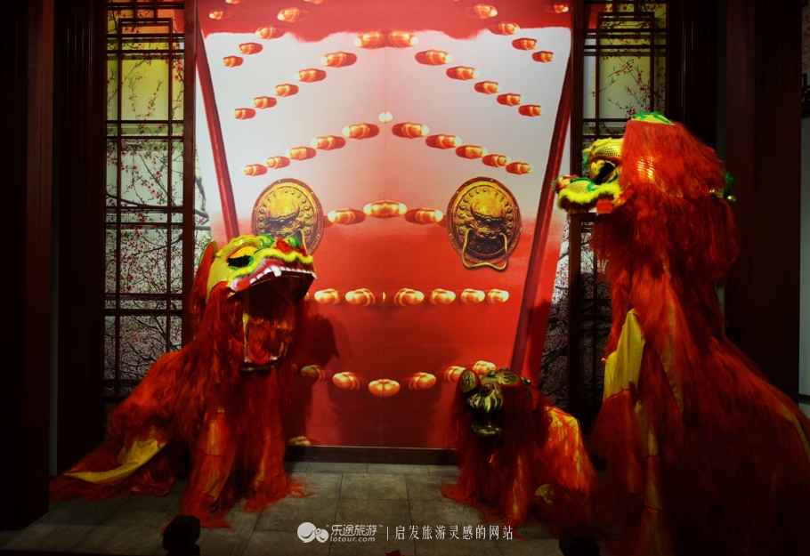 桃林胜过杏花村，给你一帘幽梦