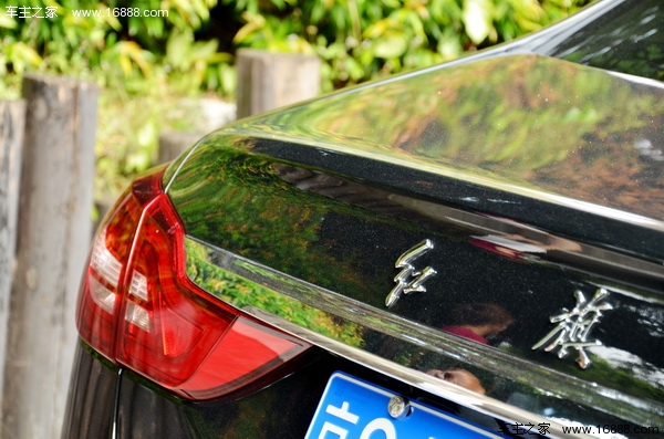 新红旗h7试驾,红旗h71.8t试驾