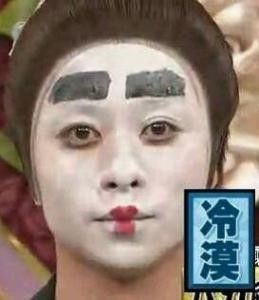 一个圆环钥匙串卖7500！原来看门大爷一直走在时尚的尖端……