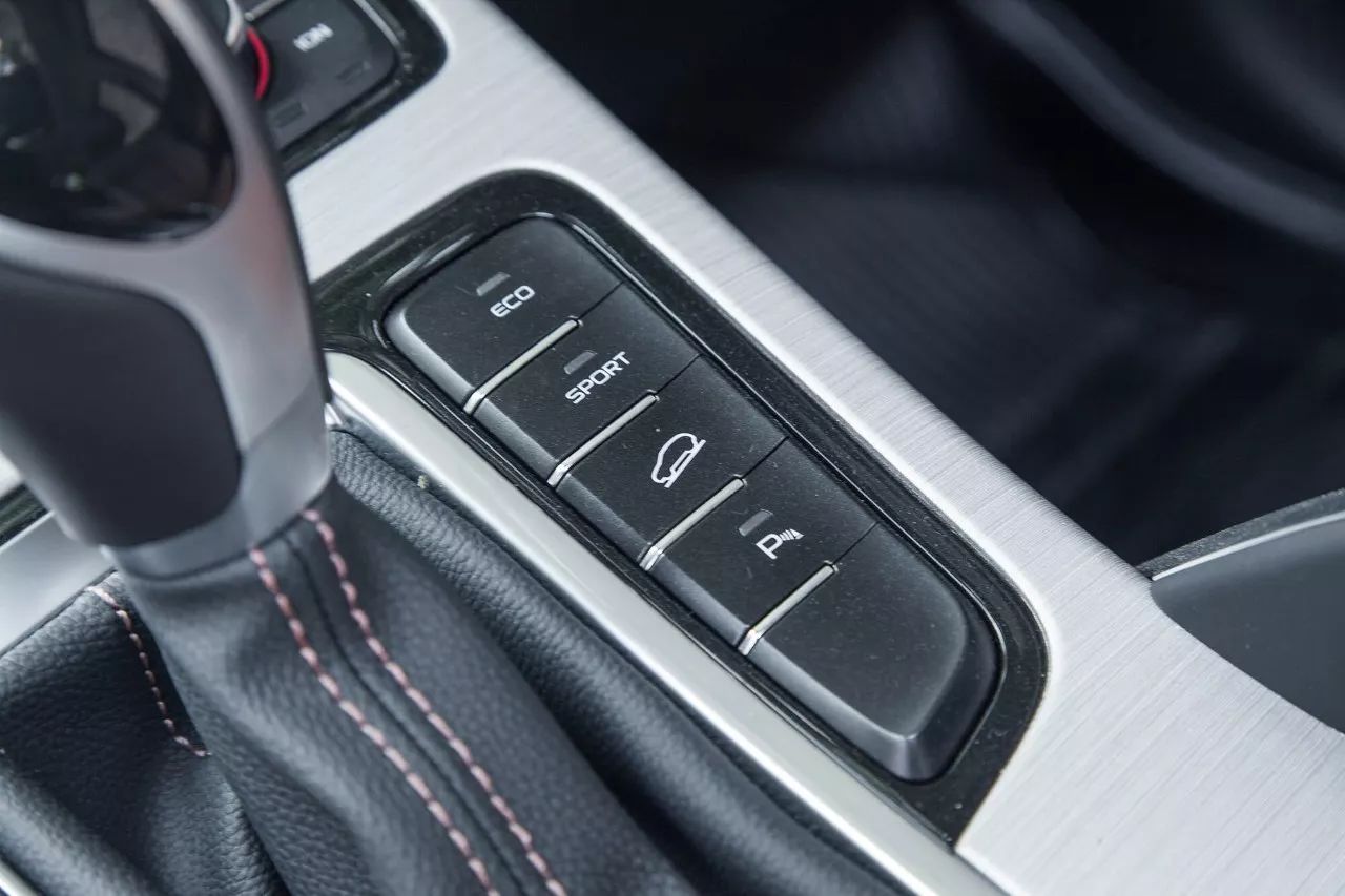 自主品牌又一力作试驾吉利星瑞,吉利新睿试驾