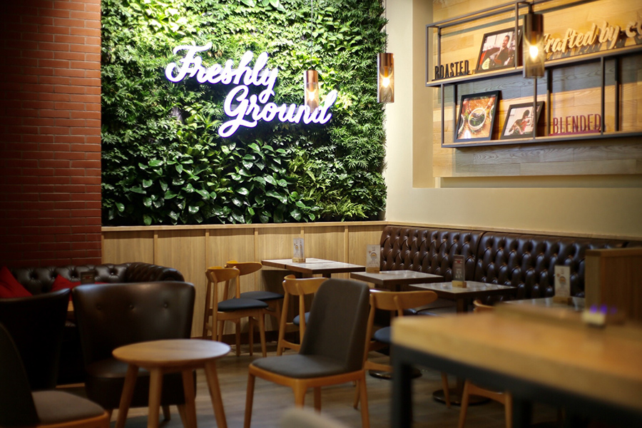 COSTA出了氮气冷萃咖啡，我们在上海和成都都体验了一下