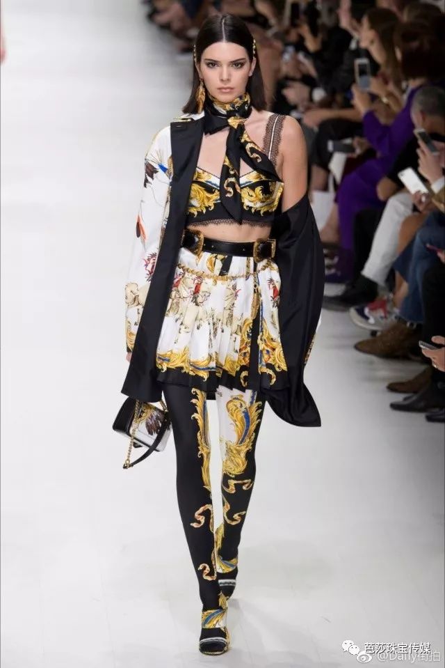 丝巾的各种新玩法,丝巾的100种新玩法