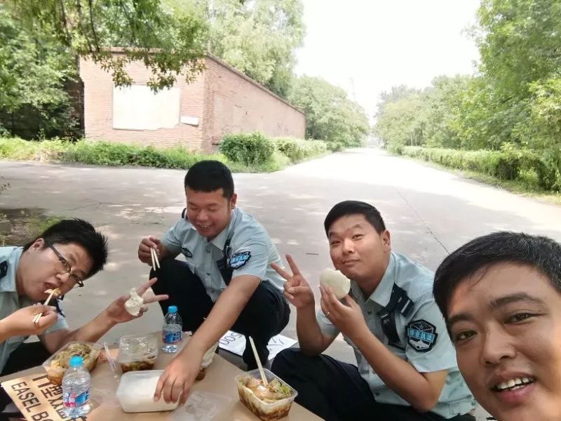 喜迎十九大永远跟党走横幅书法,喜迎十九大童心永向党书画作品