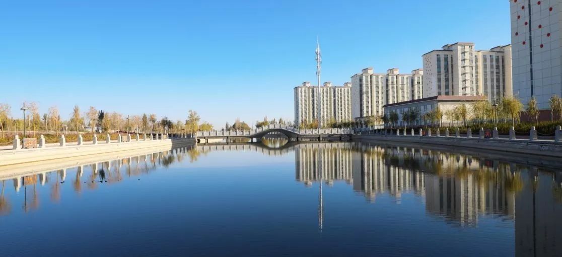 秋日里，有一抹乡愁叫且末！