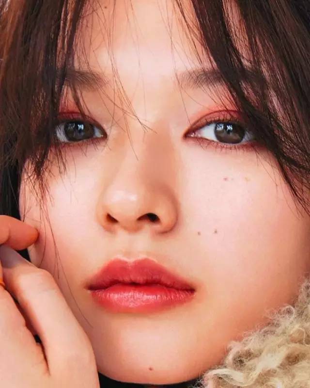 透明感女孩的特点,女生说透明感什么意思