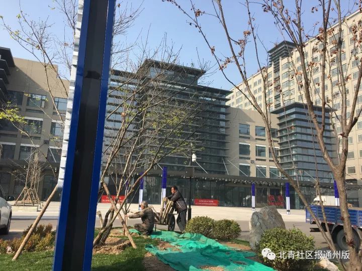 新华医院口腔科搬到哪里了,友谊医院口腔科在旧院还是新医院