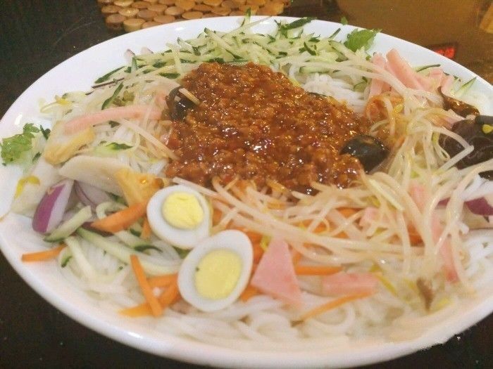 哈尔滨哪的米线最好吃,哈尔滨最正宗的云南米线