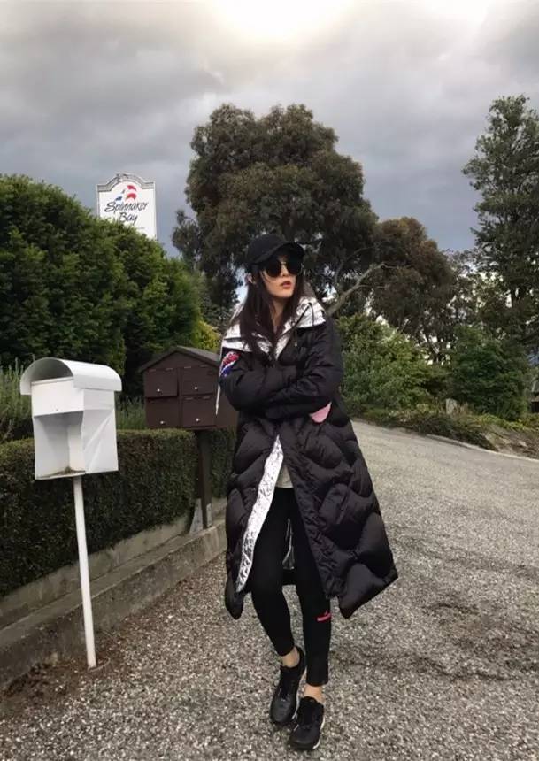 鏄庢槦绌挎惌鏃跺皻楂樼骇鎰熺窘缁掓湇,鏄庢槦绌挎惌缇界粧鏈嶆椂灏氶珮绾ф劅