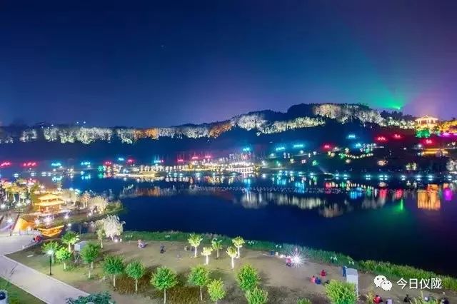 一座幸福感爆棚的滨江小城,一座山清水秀的幸福小城