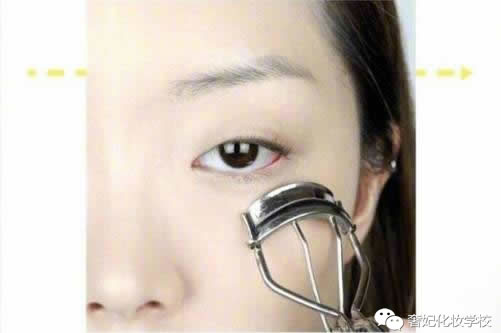 阿娇内双清冷系日常妆容,阿娇减龄穿搭