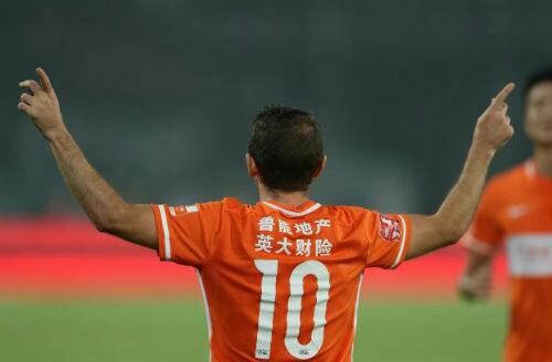 蒙蒂略在鲁能踢了几个赛季,蒙蒂略鲁能时期十佳球视频