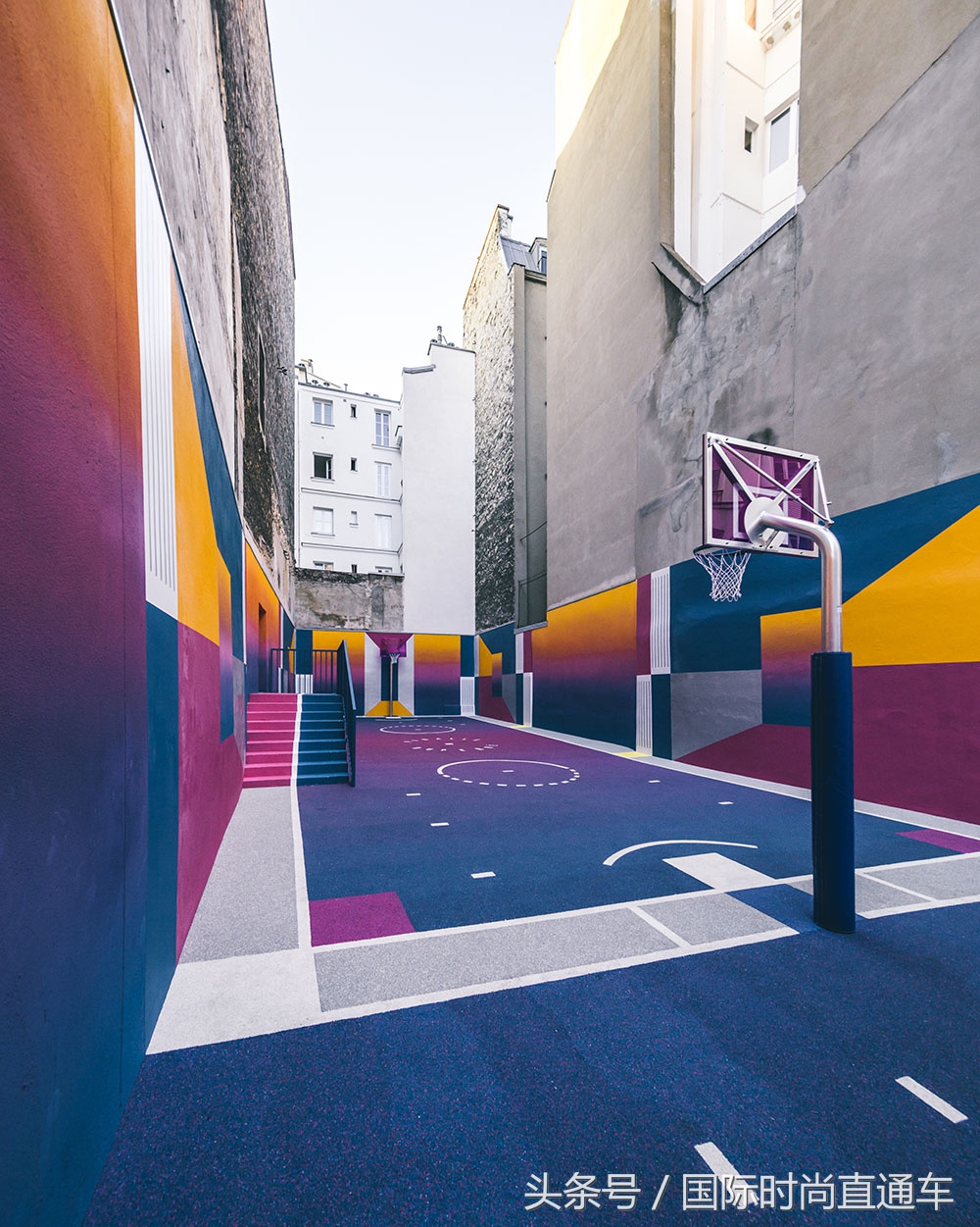 在那遥远的地方有个美丽的天堂,在那遥远的地方有一座天空之城