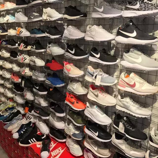 原创便宜球鞋店铺有哪些,球鞋店铺推荐有哪些