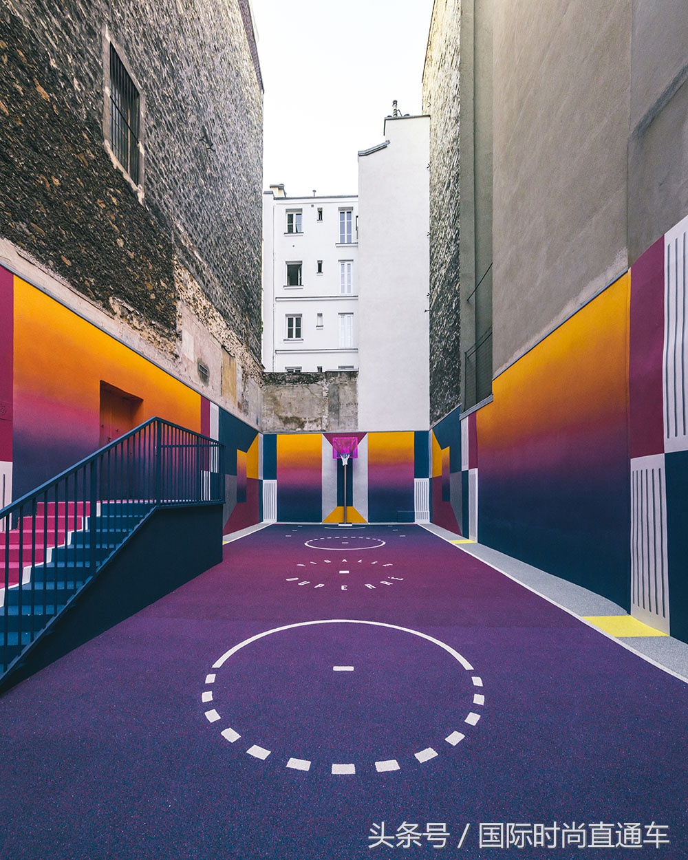 在那遥远的地方有个美丽的天堂,在那遥远的地方有一座天空之城