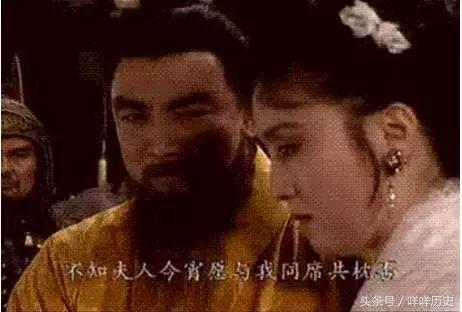 三国演义离间计的故事30字,三国演义小妾出轨