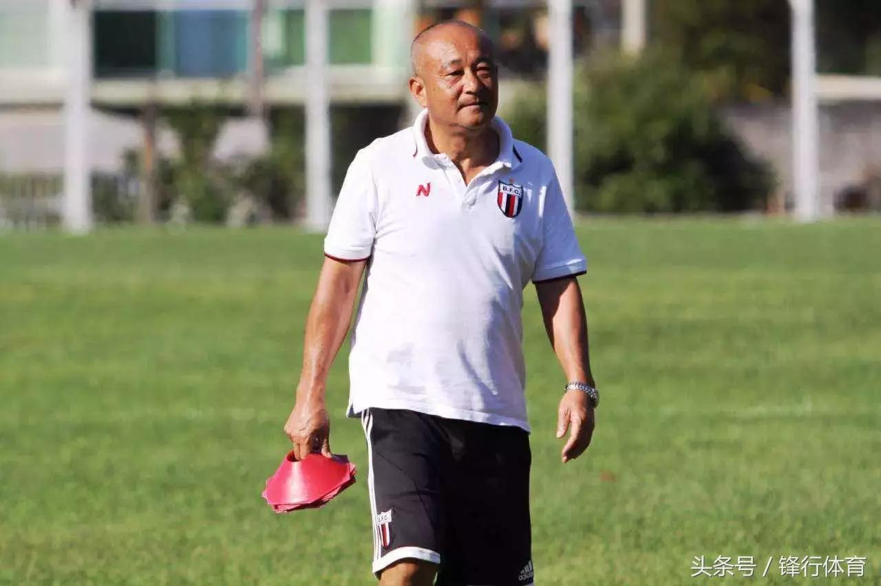 精英人物——陈小东：我爱足球，爱“精英”