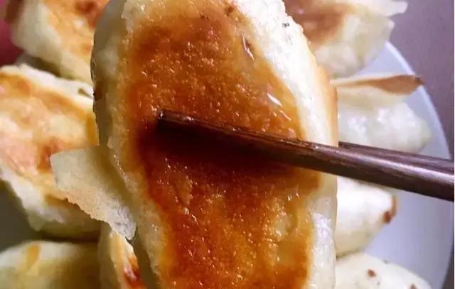 上海必吃生煎包,在南京吃蟹黄汤包视频