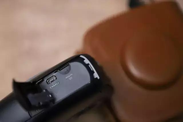 富士新品instaxsquaresq1拍立得,富士拍立得instaxsq10怎么用