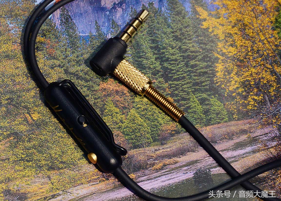 marshall半入耳式耳机怎么样,marshall耳机测评
