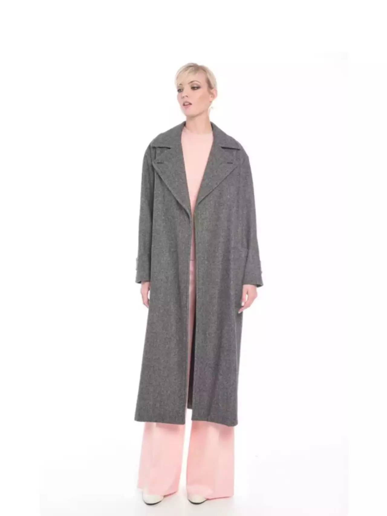 我的前半生唐晶为什么对罗子君好,我的前半生原著中的子君和唐晶