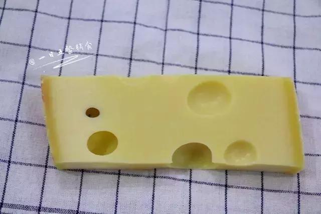 给宝宝吃奶酪最好的牌子,小圆奶酪适合宝宝天天吃吗