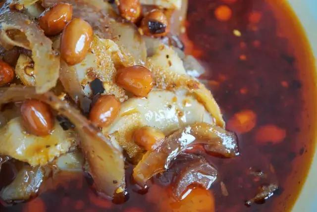 三伏天不吃饭也要买一件棉麻衫,三伏天不开空调吃饭一身汗