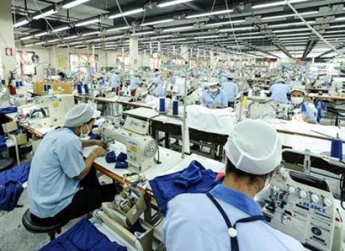 卖西瓜17岁女孩完整版,17岁女孩卖西瓜