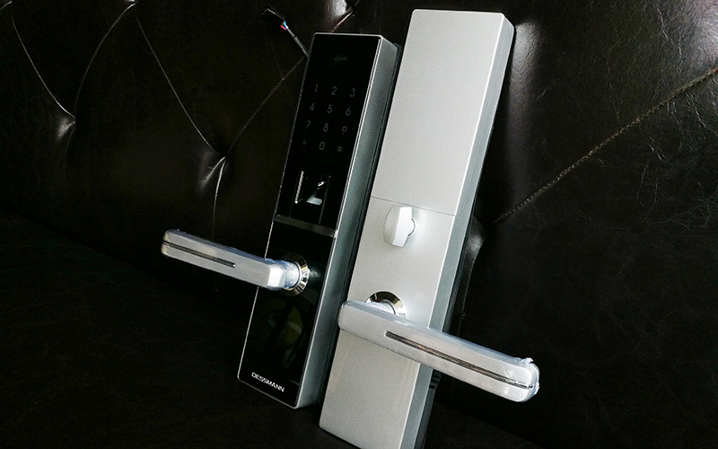 智能指纹锁没电了也不要慌,智能指纹锁没电了该怎么办