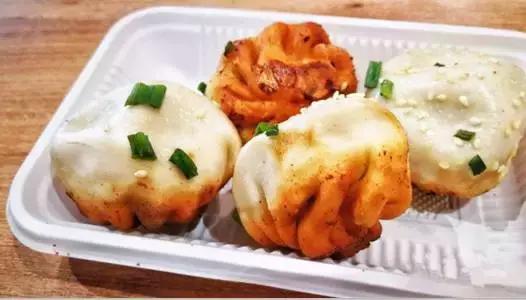 上海必吃生煎包,在南京吃蟹黄汤包视频