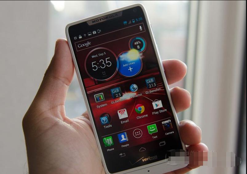 从2830元降至340元,曾经超窄边框最强商务的手机