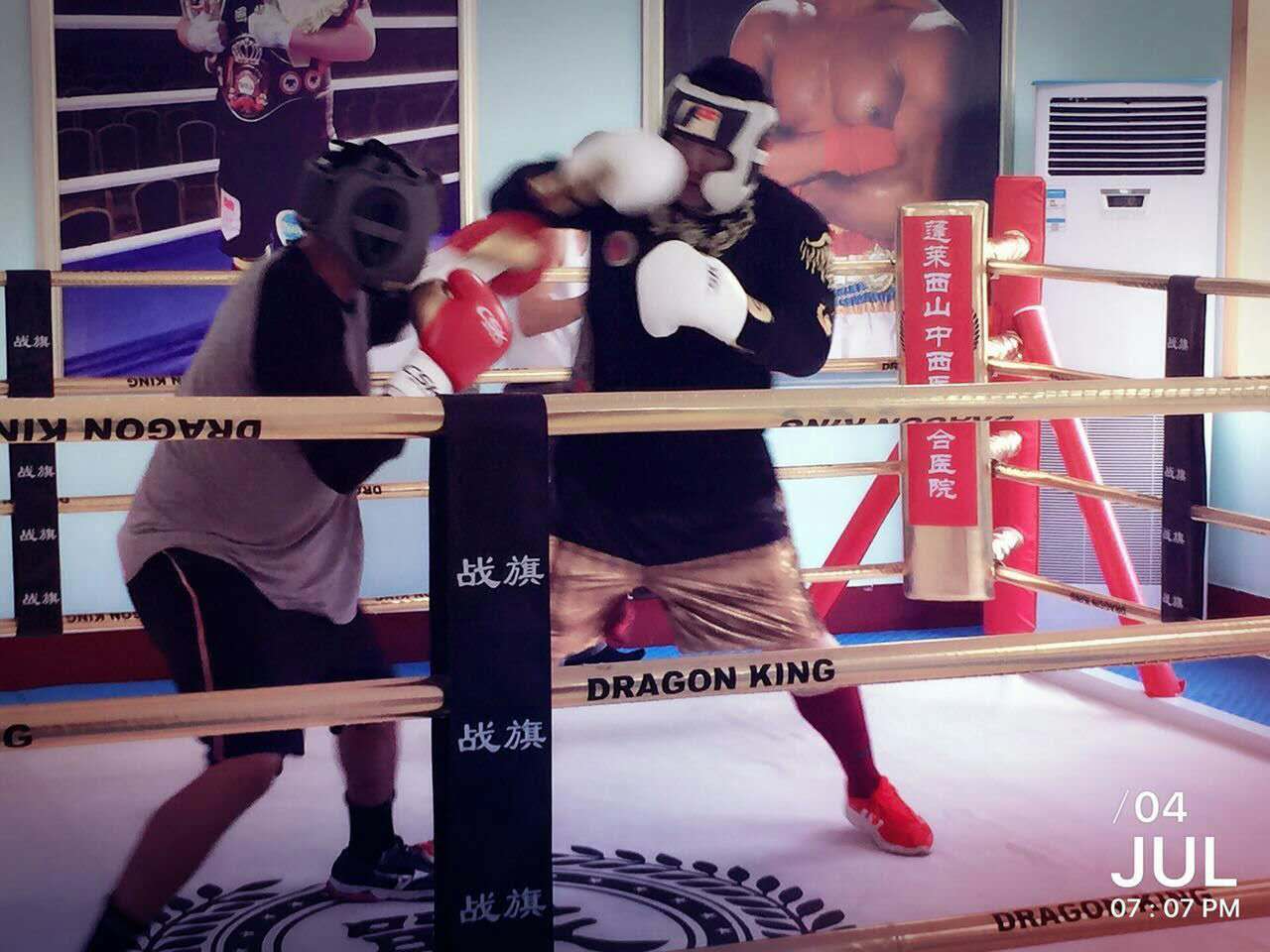 2017年拳王张君龙18次ko,中国泰森张君龙第十八场ko视频