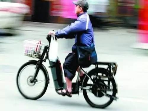 大件快递送货上门快递员能赚多少,帮快递公司收快递赚钱吗