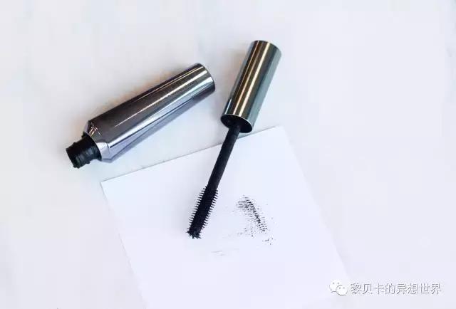 过期的化妆品不要急着扔，它们还有大用处！