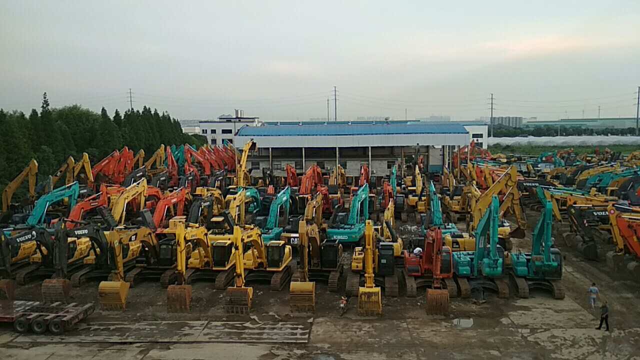 四川二手现代挖掘机报价,成都二手挖掘机推荐哪款好