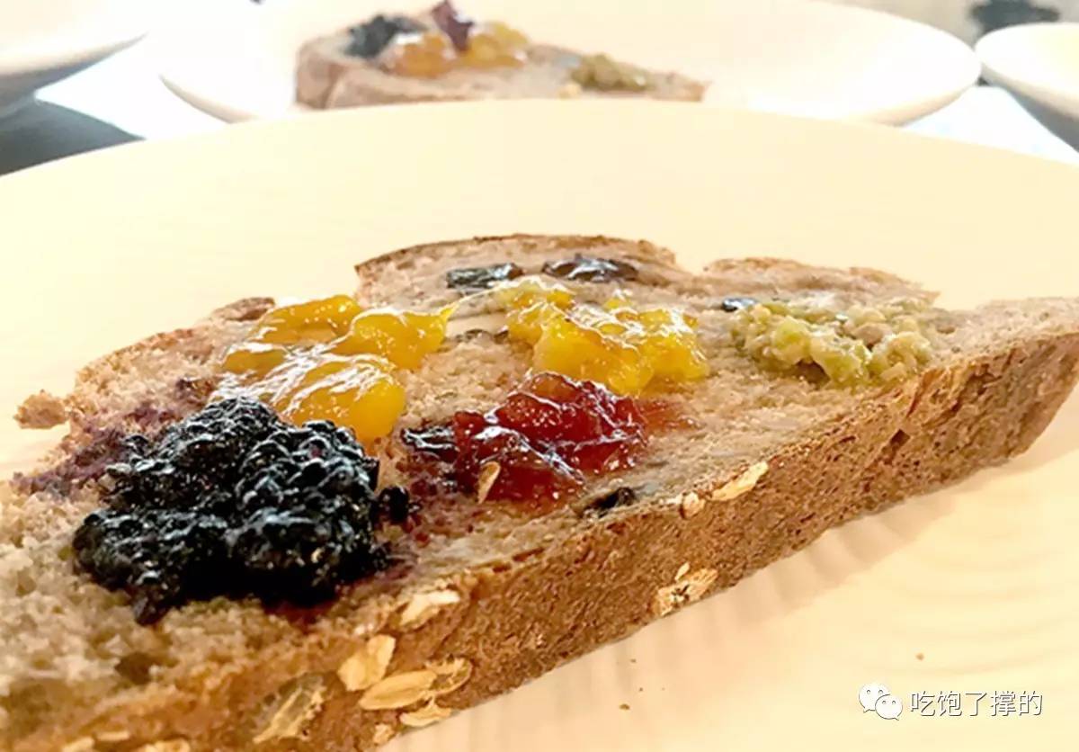 味道充满口腔,味道在舌尖绽放的句子