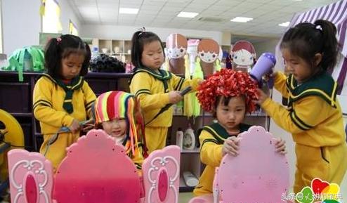 幼儿园区角美发屋环创,幼儿园角色扮演小剧院