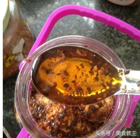 自制红油凉拌菜料,红油腐乳制作视频