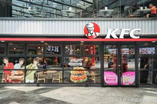 这款黑汉堡，颠覆了汉堡的认识，竟然找来TFboys代言？！