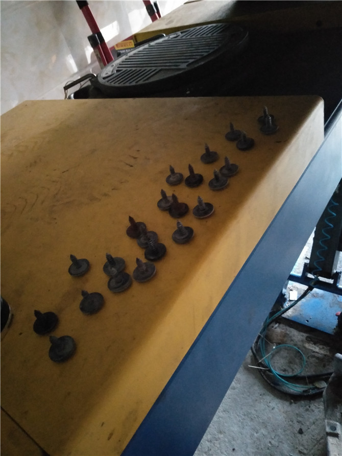 有面子的车可不只有宝马奔驰,在路上跑的宝马z4最新款