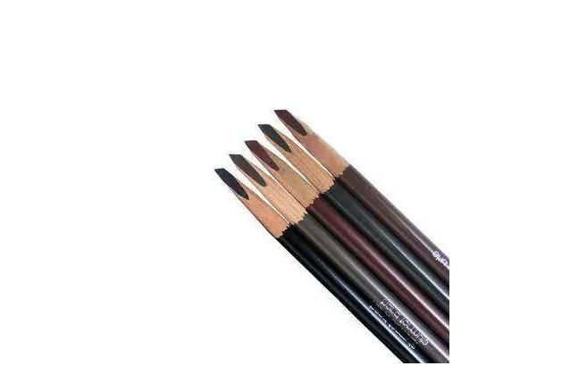 学化妆准备什么化妆品,给娃化妆需要准备什么