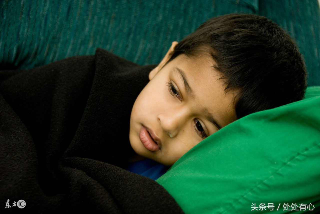 孩子发烧不用慌记住这七点,孩子发烧千万要注意这6点