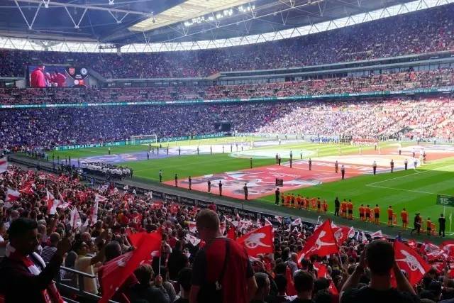 伦敦温布利社区盾杯,温布利看英甲升级附加赛