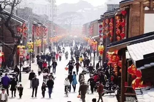 每个城市都有一个坑外地人的街吗,国内旅游防踩坑步行街